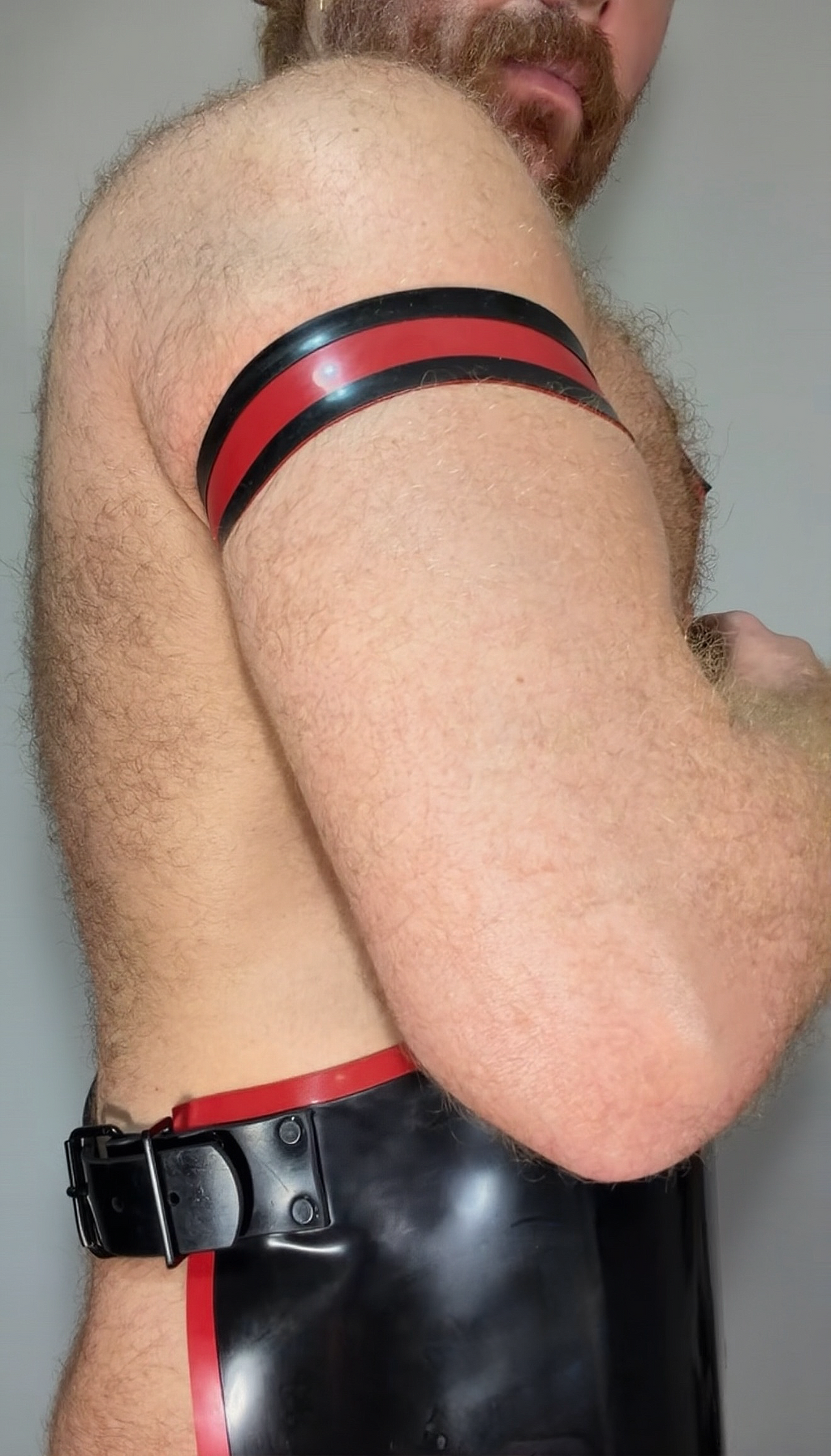 BP-01 / Latex Apron